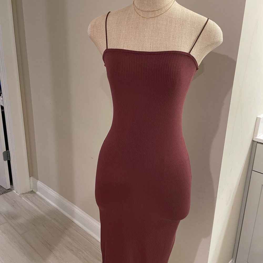 FASHION NOVA DRESS - Picture 2 of 5